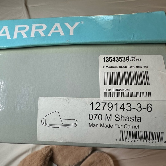 Array Shasta Plush Tan Slippers, Size 7 NWB - Picture 6 of 6